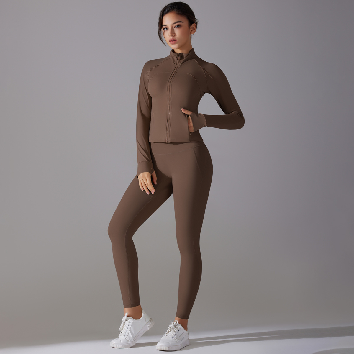 seamless activewear manufacturer