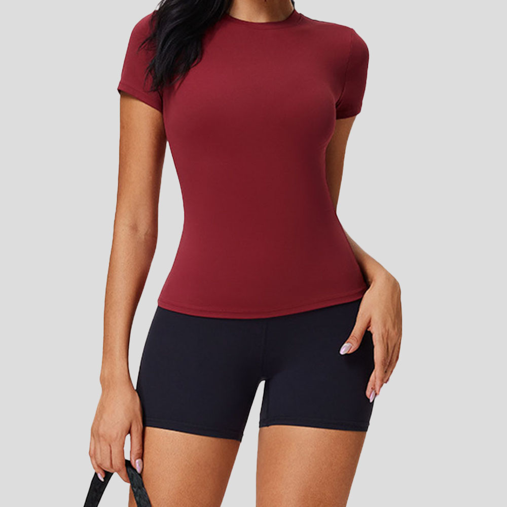 yoga tops China
