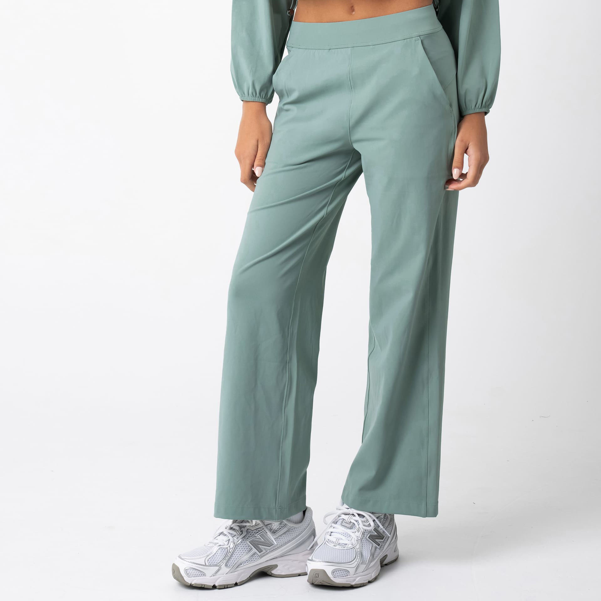active pants manufacturers
